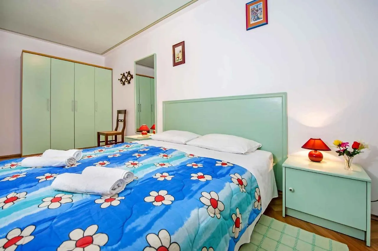 Apartment In Rovinj With Two-Bedrooms 5
