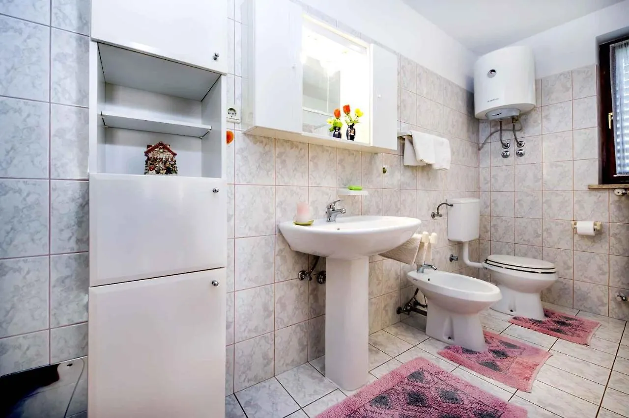 Apartment In Rovinj With Two-Bedrooms 5